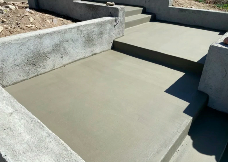 this image shows concrete steps in Cypress, California